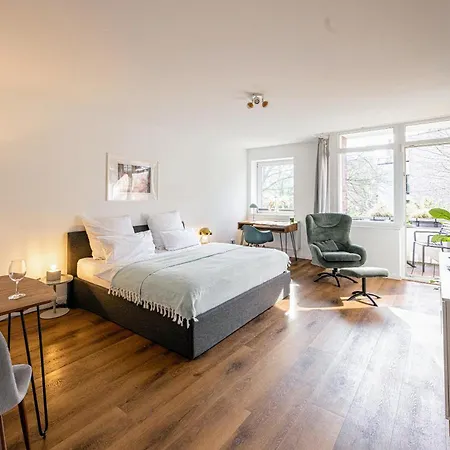 Have-a-nice-stay - Nahe Bahnhof - 20 Minuten Nach Hamburg - Trotzdem Ruhig Gelegen - 6 Minuten Zu Fuss Ins Zentrum - Modern Eingerichtet Ahrensburg