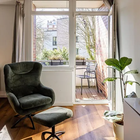 Have-a-nice-stay - Nahe Bahnhof - 20 Minuten Nach Hamburg - Trotzdem Ruhig Gelegen - 6 Minuten Zu Fuss Ins Zentrum - Modern Eingerichtet Apartment Ahrensburg